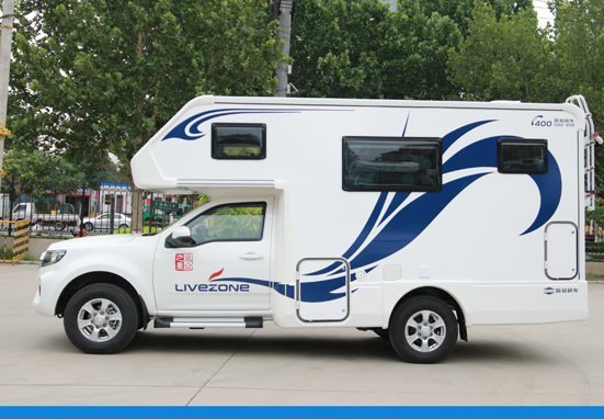 國六汽油四驅(qū)房車，還有兩張大床