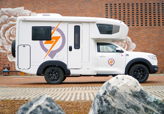 自動檔還是四驅(qū)房車，駕駛起來真棒