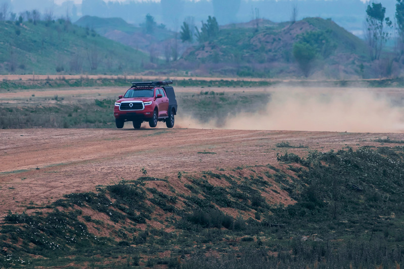 開(kāi)著二炮去宿營(yíng)什么感受？