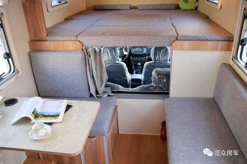 買房車為什么買四驅(qū)房車？都有哪些款式可選