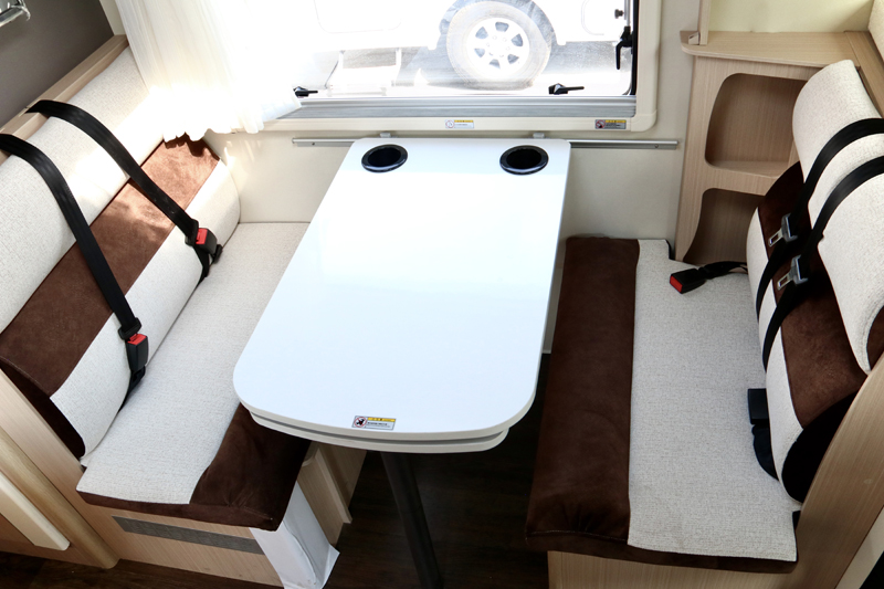 既安全又舒適，選這款房車才對