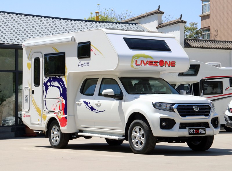 四驅(qū)、兩張超大床人床的房車，看這款