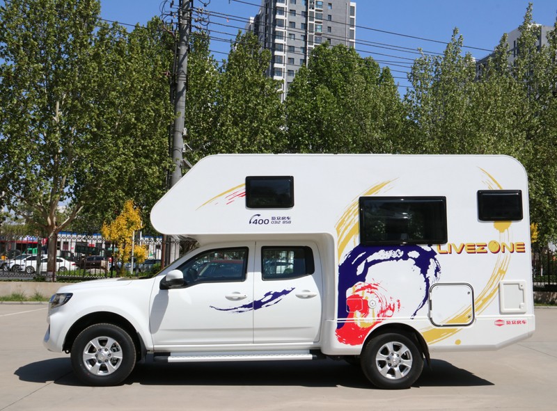 四驅(qū)、兩張超大床人床的房車，看這款