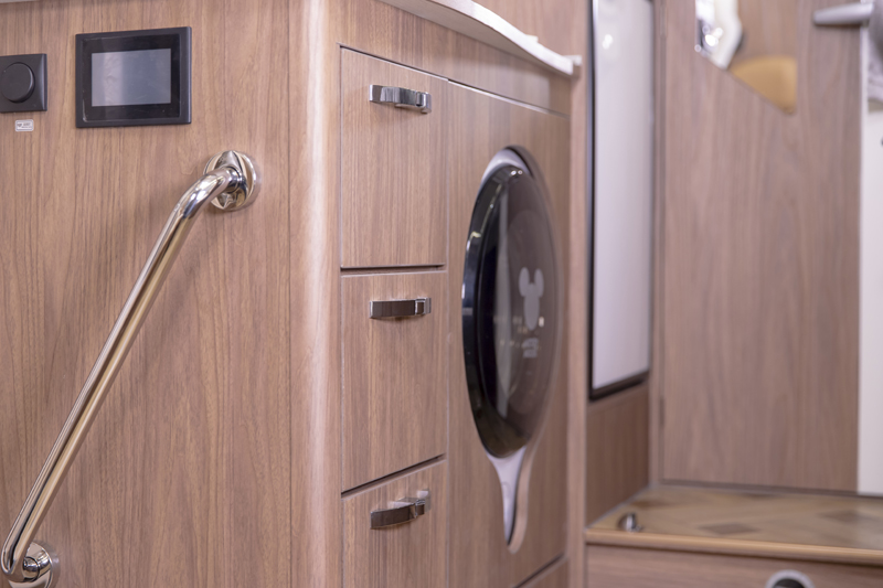 2021年選房車，自動(dòng)檔、大空間、國六