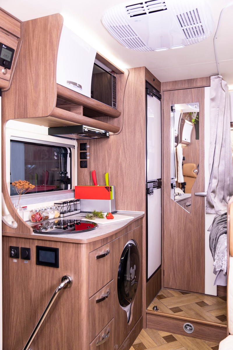 2021年選房車，自動(dòng)檔、大空間、國六