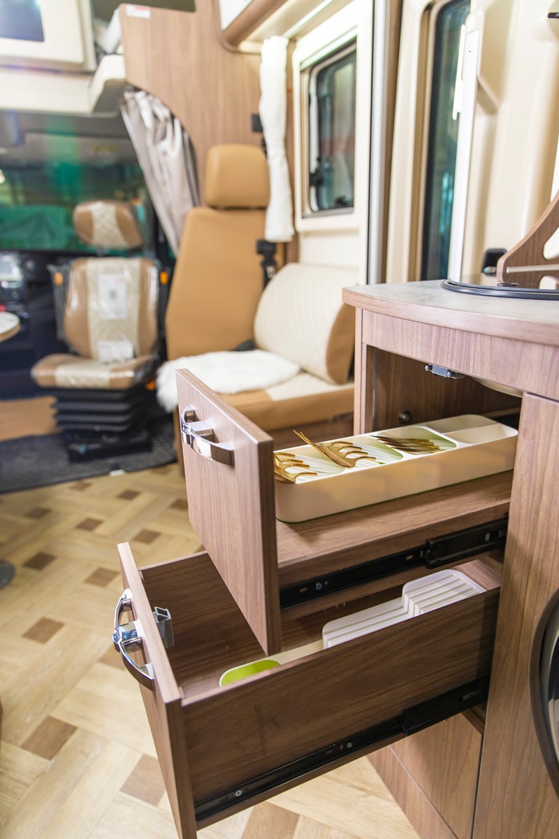 更有空間，更舒適的國(guó)六房車(chē)