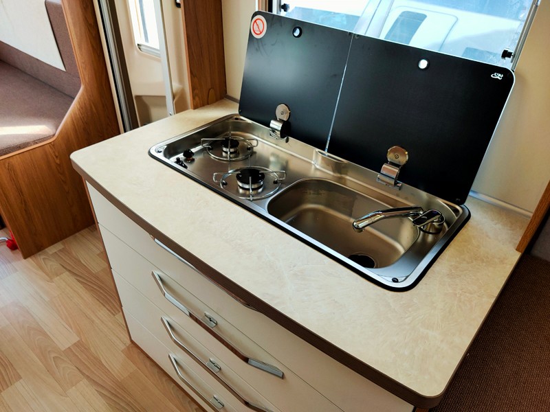 新品上市，這款拖掛房車值得選擇