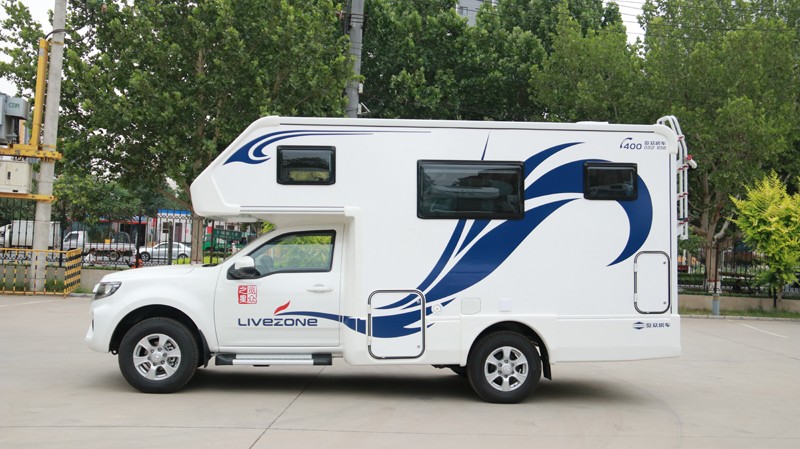 房車旅行，面對(duì)復(fù)雜路況四驅(qū)是必選