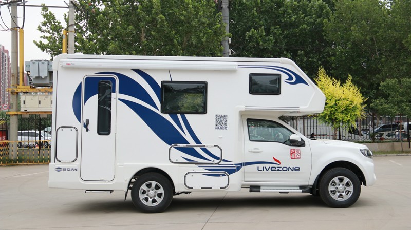 不懼荒野，不怕泥濘，四驅(qū)房車更給力