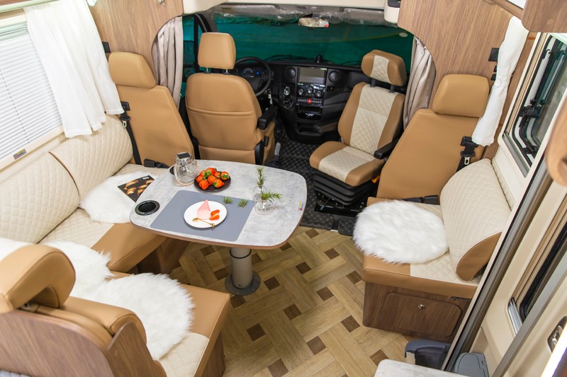 品質(zhì)、安全、舒適、空間，這款房車沒得挑