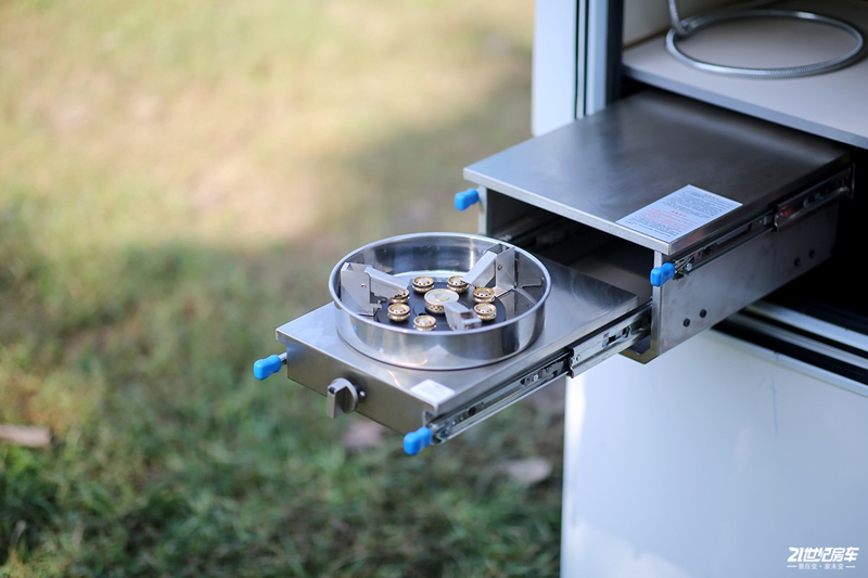 打響第二炮！搶先實拍體驗覽眾自由炮-B皮卡四驅(qū)房車