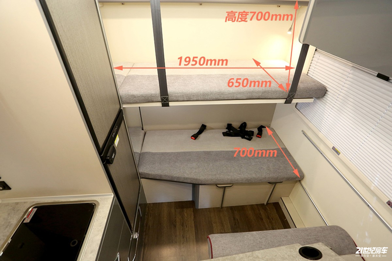 到底因?yàn)槭裁?？讓他們盲訂自由炮B