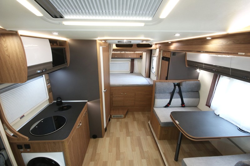 塞拉維房車，夠大，夠舒適