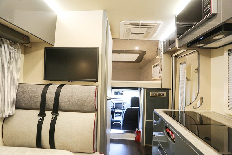 動力 豐富配置，這樣的房車省心、舒心