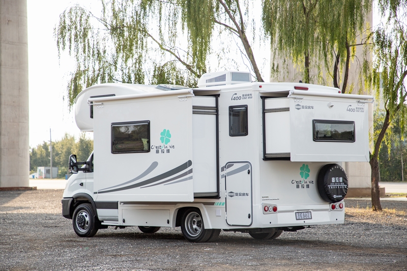 塞拉維雙拓展房車，你想象不到的空間舒適性