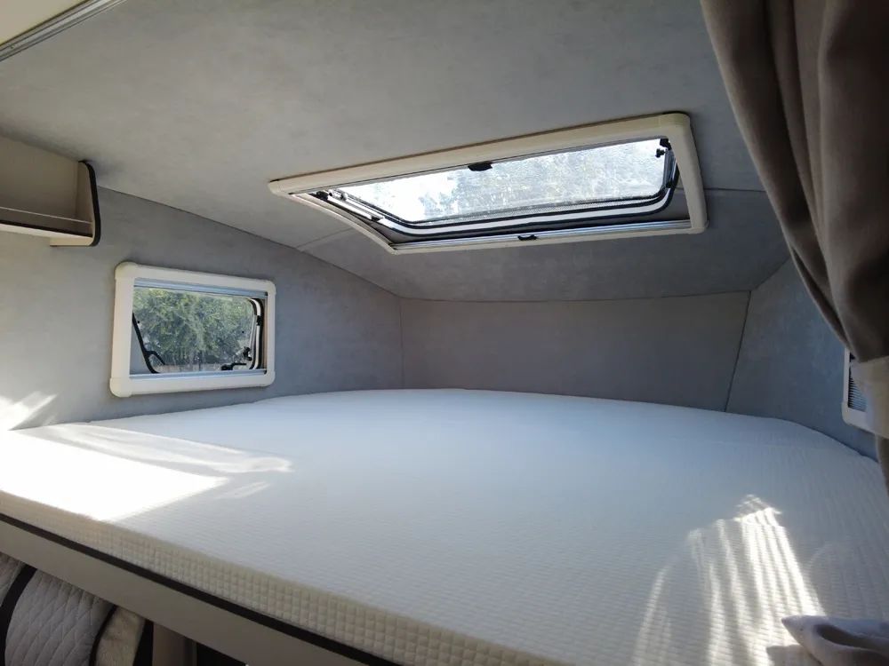 疫情之下，我們?yōu)槭裁催x擇房車出行？