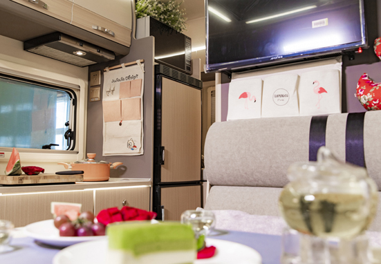 體驗駕駛樂趣，品位舒適房車生活