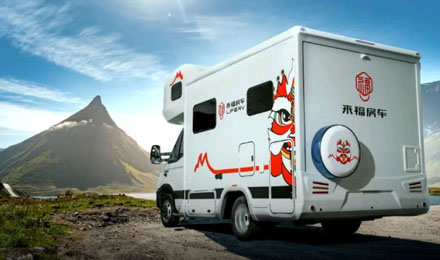 這可能是2022年設(shè)計(jì)最合理的房車了！